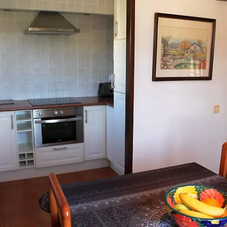 Alemanya 9 Privat Pool Tatil Evi *